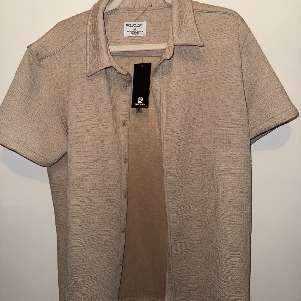 Men's Beige Short Sleeve Casual Button Down Shirt